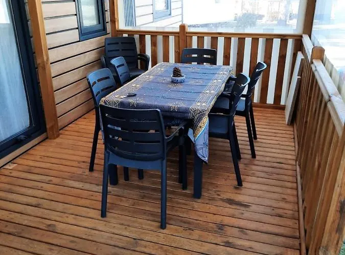 Jpp Marie Ange Proprietaire Camping Saint-Julien-en-Born