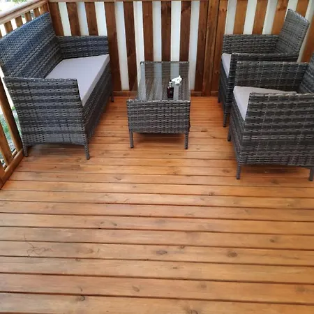 Jpp Marie Ange Proprietaire Campingplatz Saint-Julien-en-Born